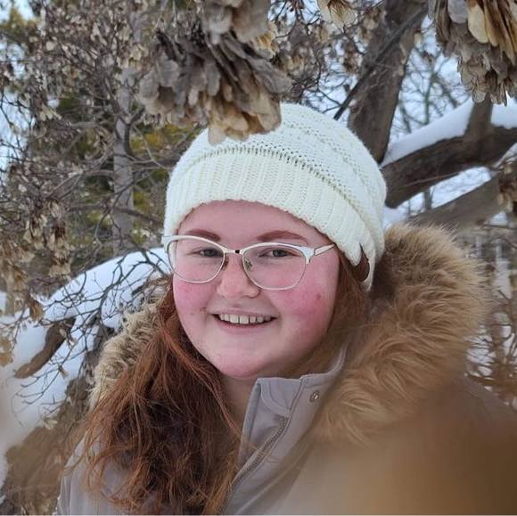 Meet your Posher, Amelia - Picture 1 of 1